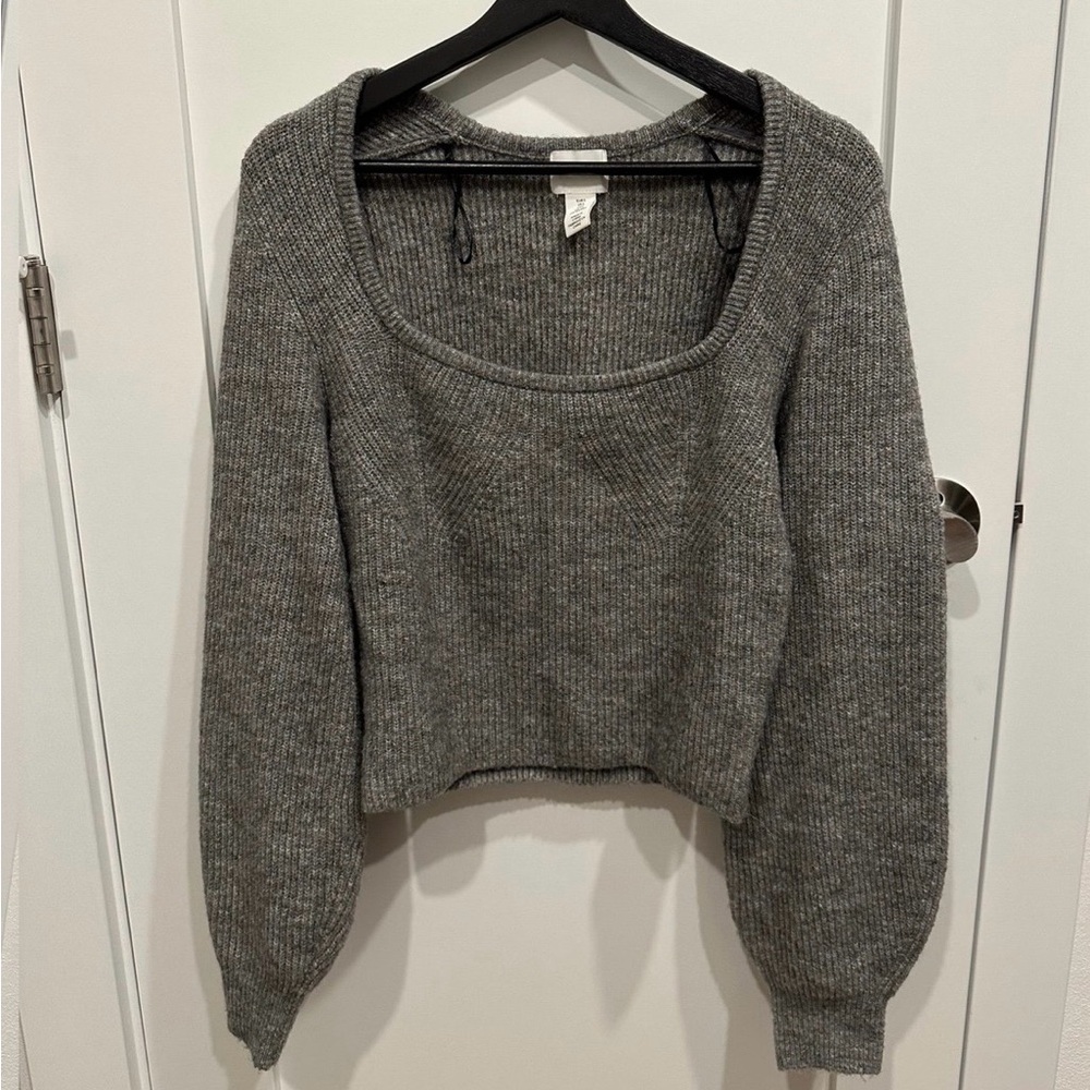 H&M Scoop neck Sweater - women’s small